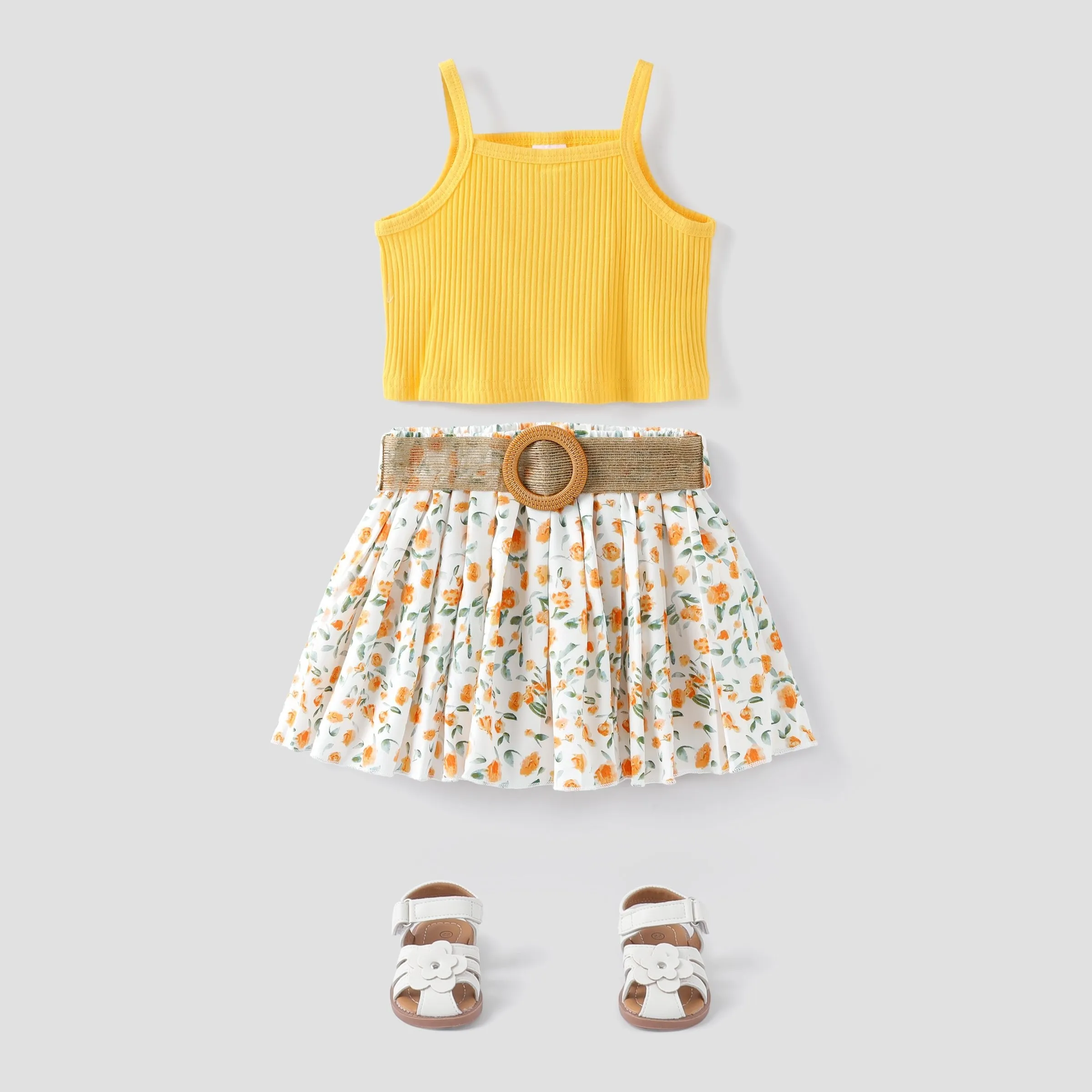 3pcs Toddler Girl Sweet Ribbed Crop Camisole and Floral Print Pleated Skirt & Belt Set