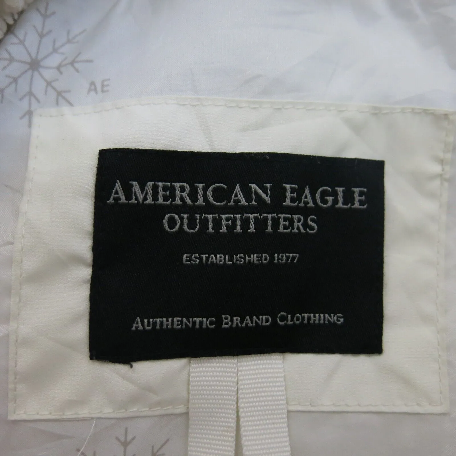 American Eagle Jacket Women Medium White Sherpa Lined Casual Quilted Puffer Coat