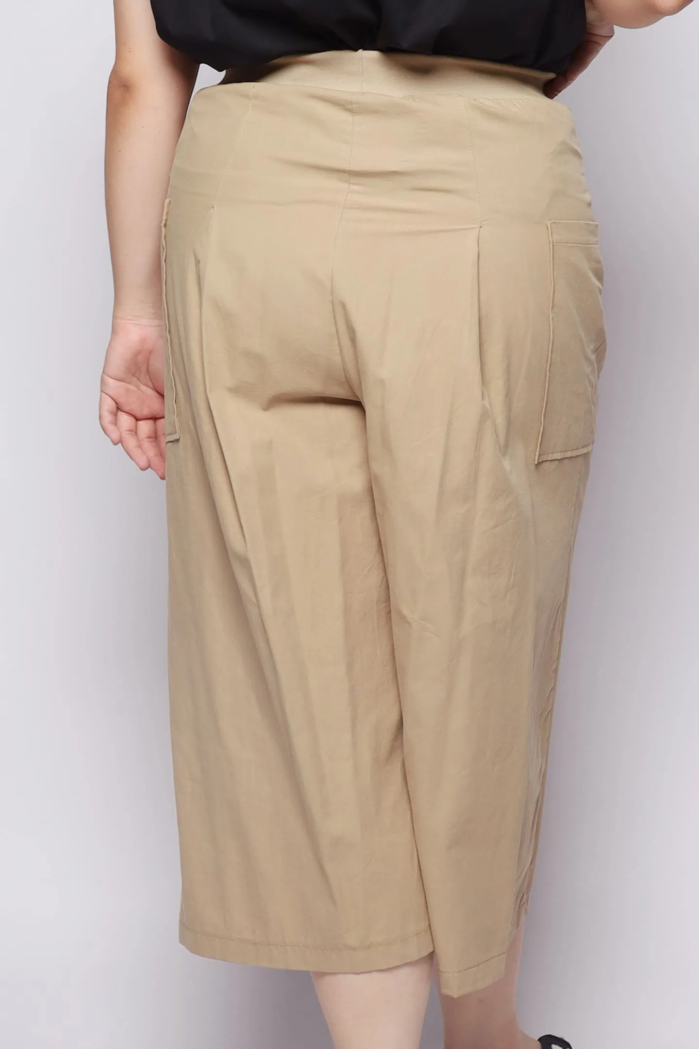 Colson Pants in Khaki