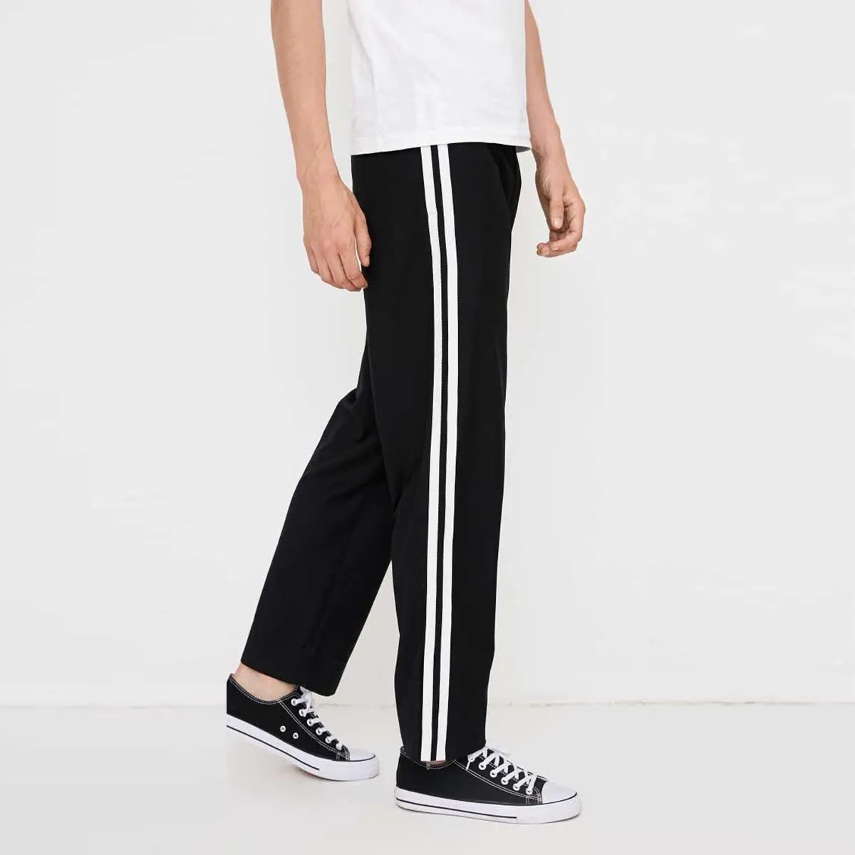 Contrasting Stripe Sweatpants