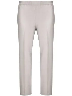 Elegant Woman Trousers for Any Occasion