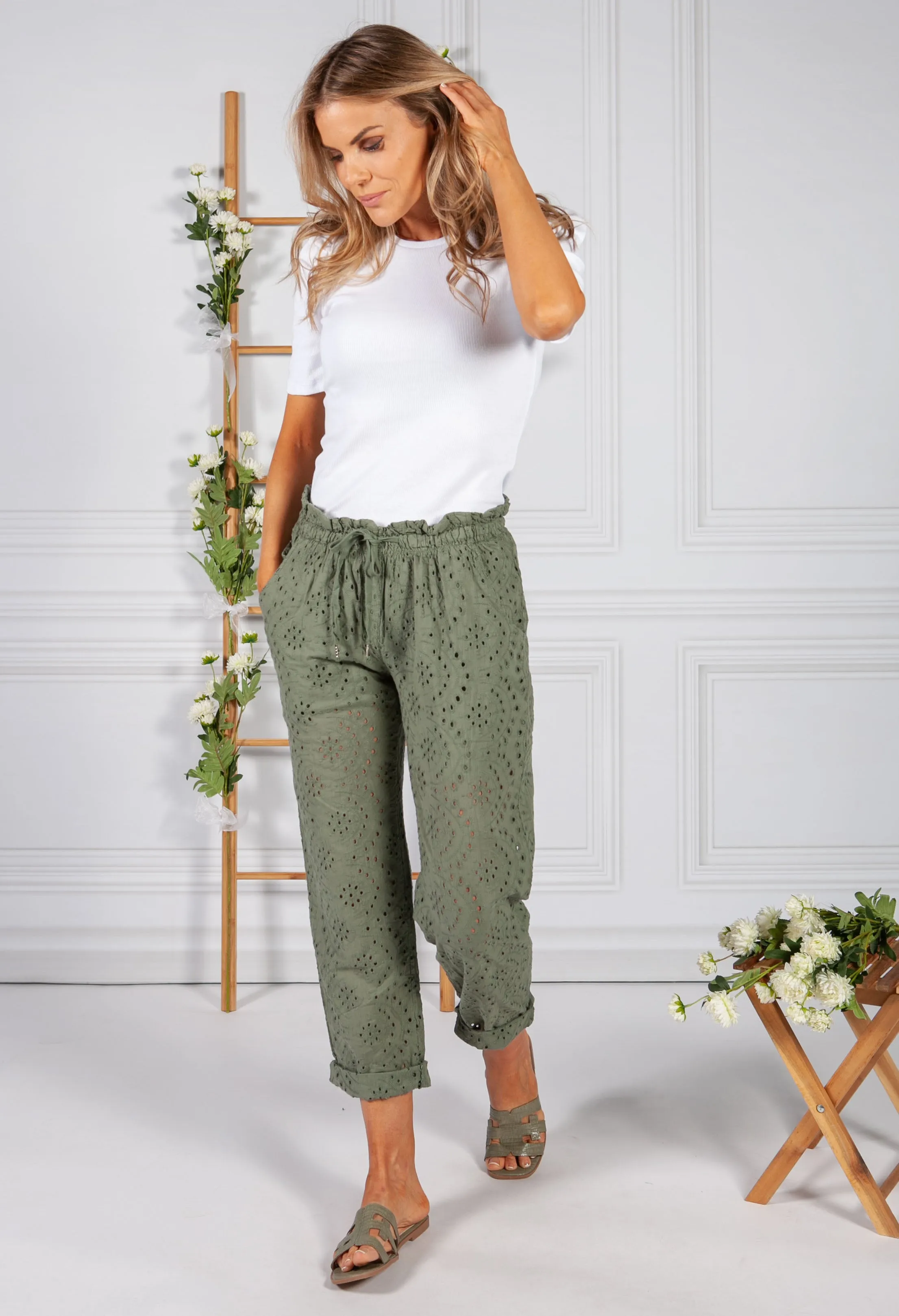 Embroidered Khaki Pant