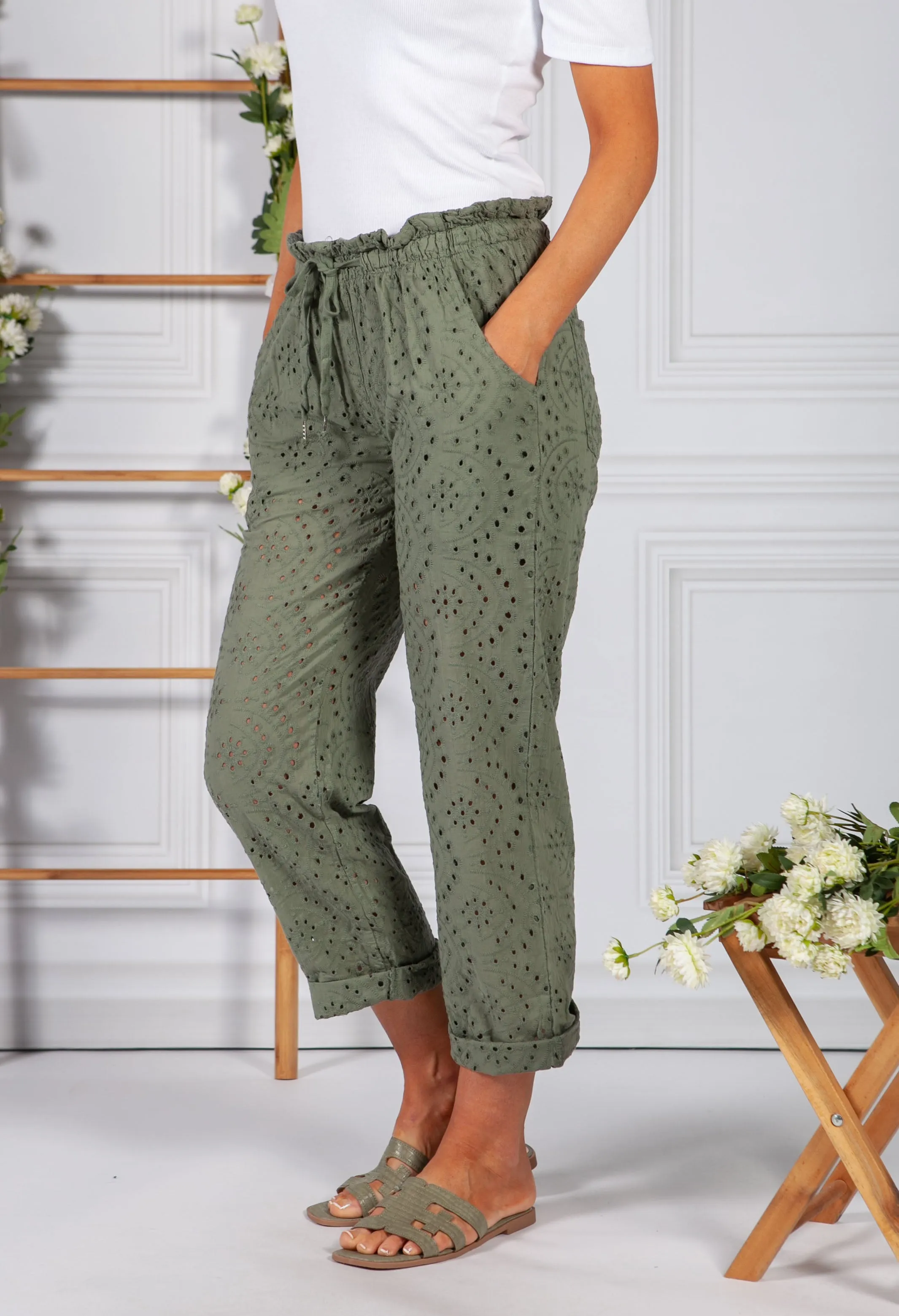 Embroidered Khaki Pant