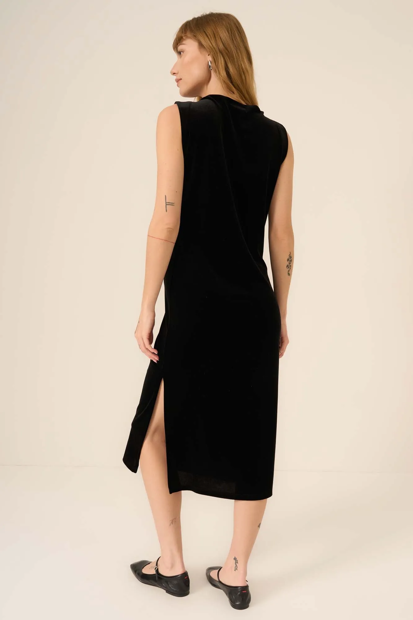 Heading Out Velvet Dress - Black