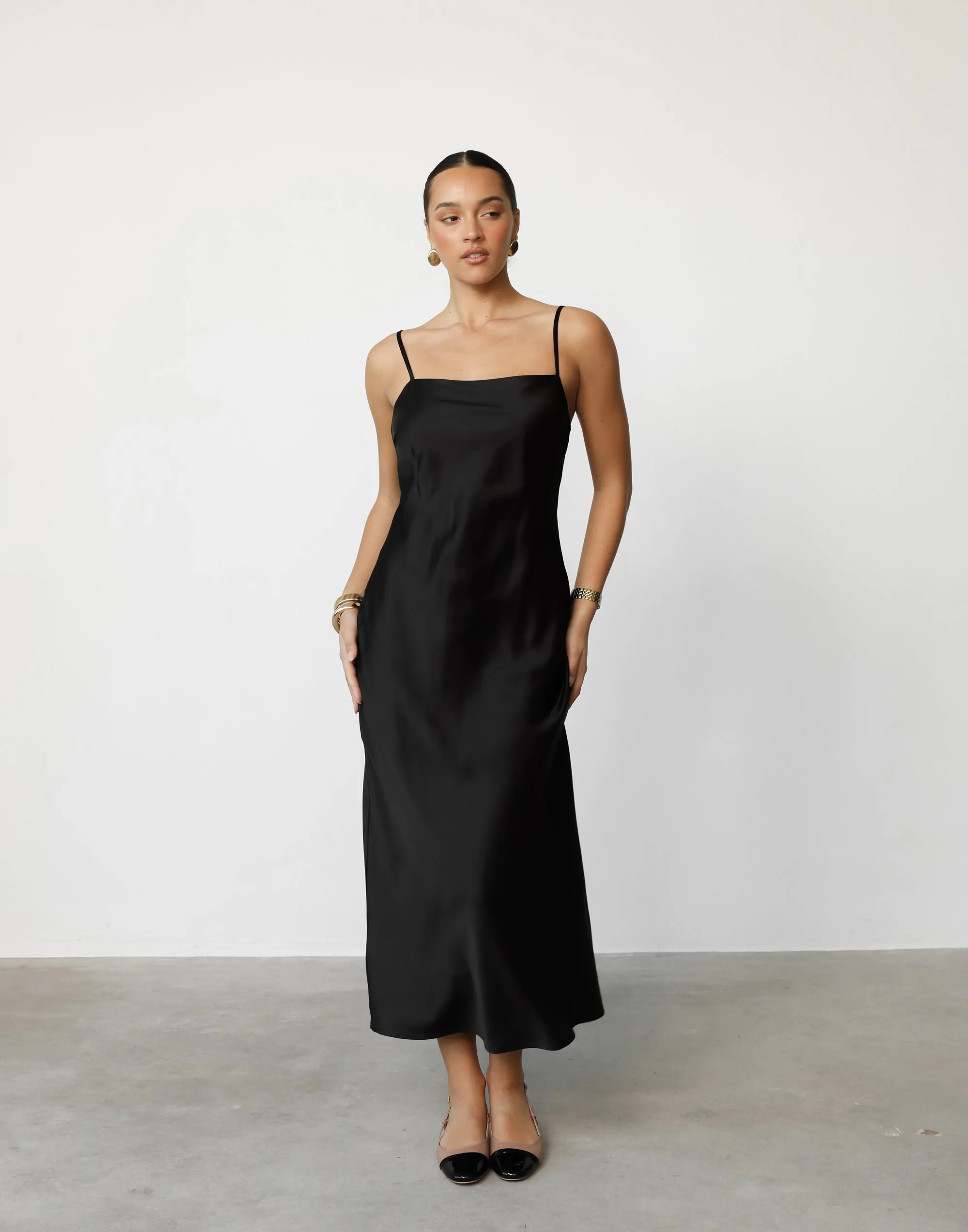 Idalia Midi Dress (Black)