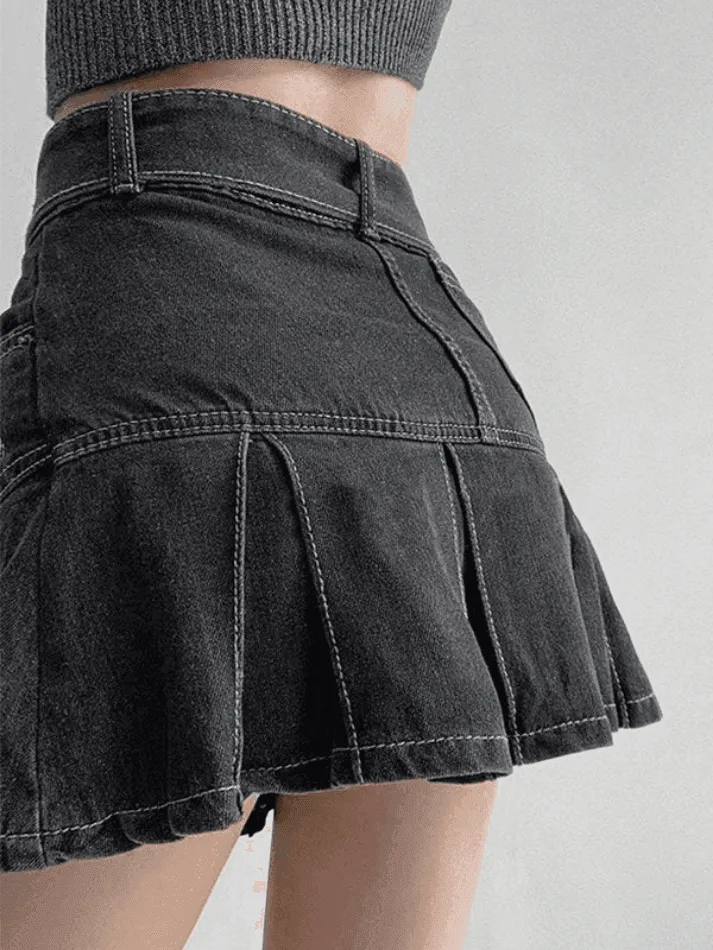 LANFUBEISI - Buckle Belt Pleated Denim Mini Skirt