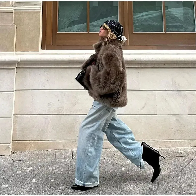 Luxurious fluffy large loose sleeves faux fur coat autumn coat