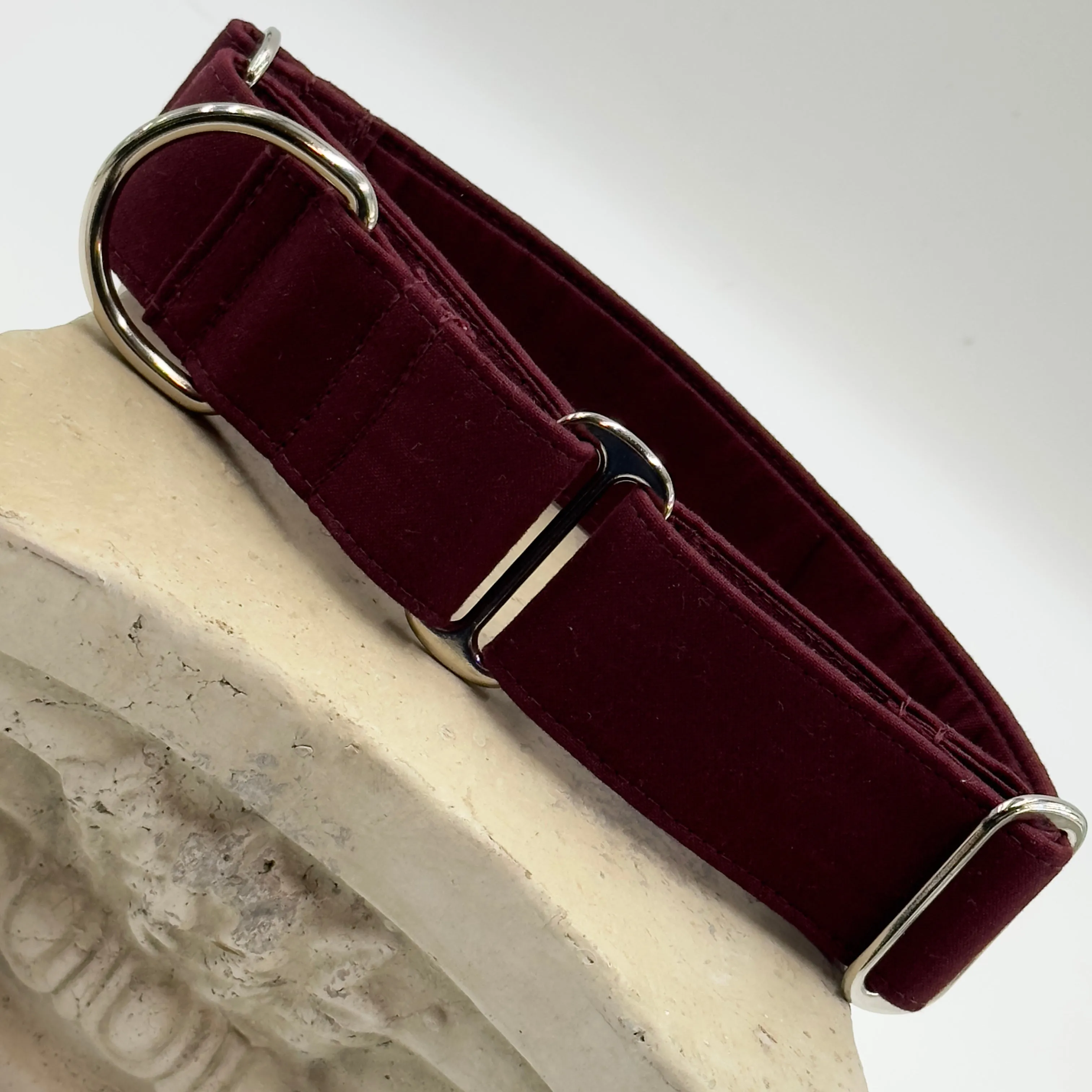 Martingale Collar - Crimson Maple