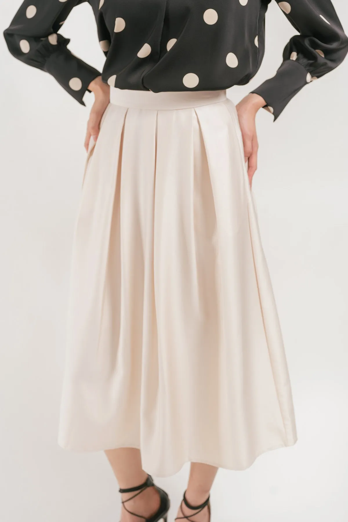 Merritha Midi Pleated Skirt