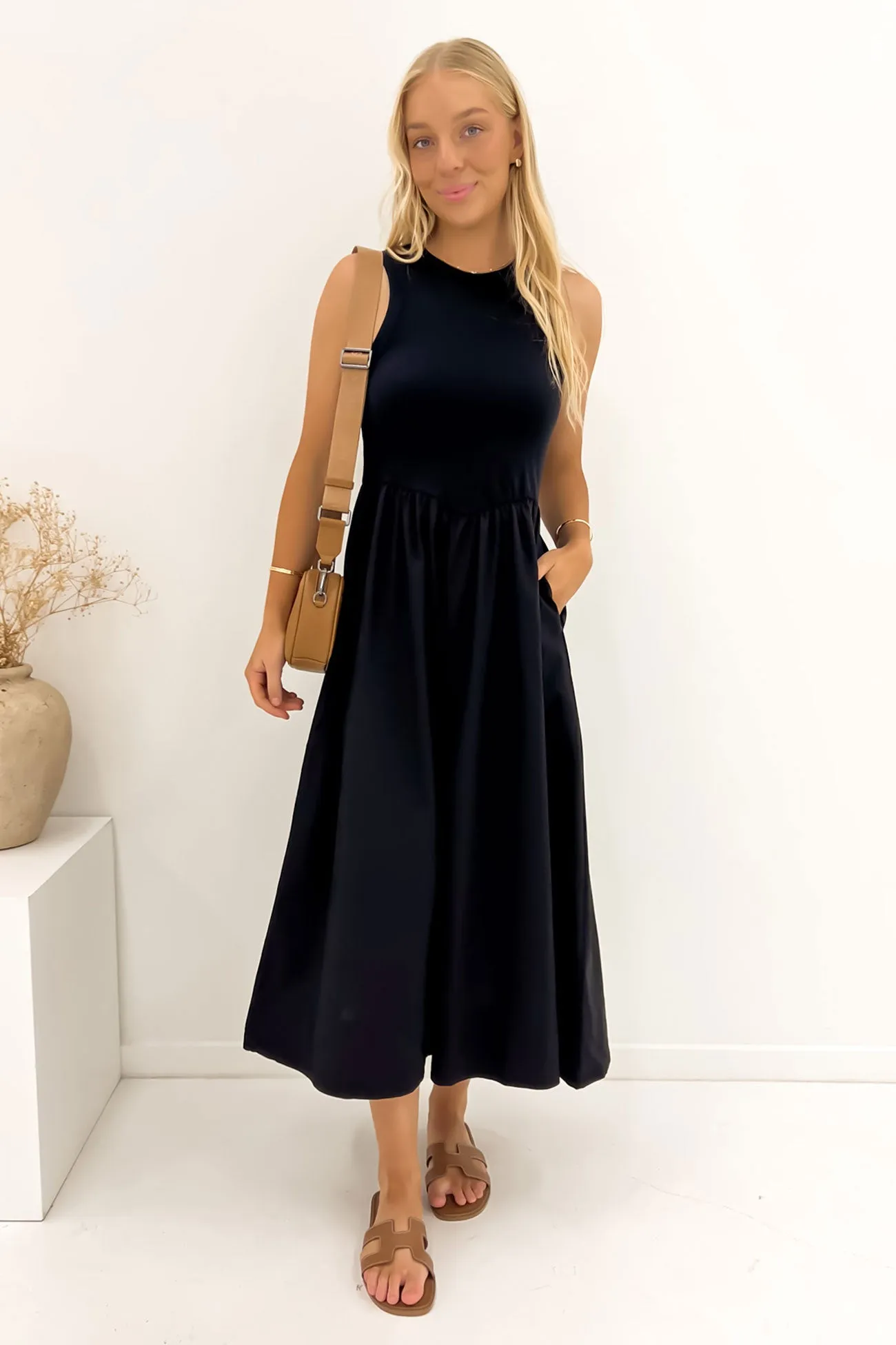 Pax Midi Dress Black