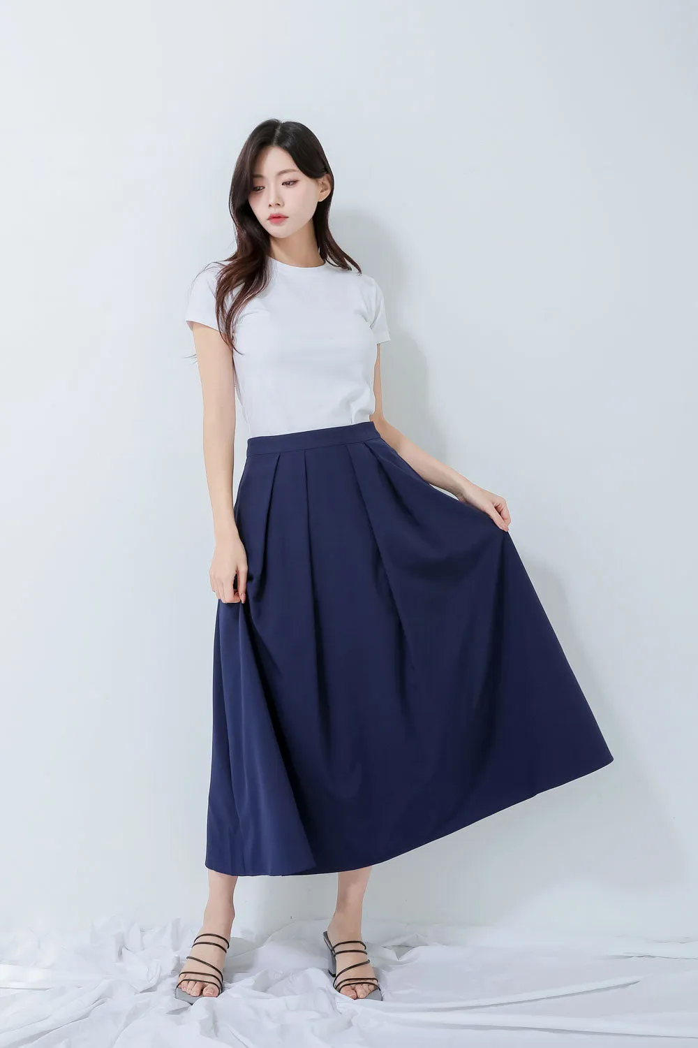 Pleated Long Skirt