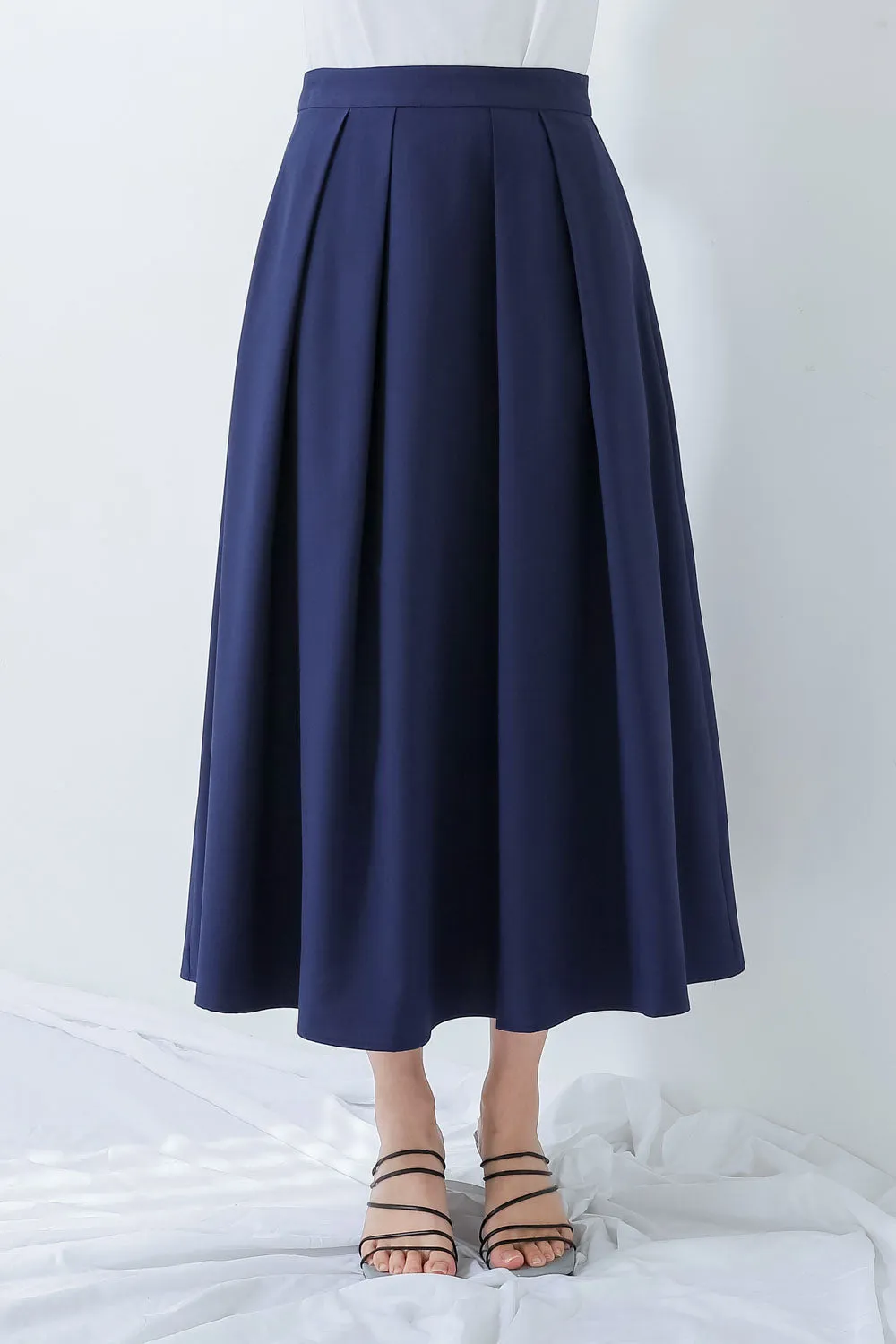 Pleated Long Skirt