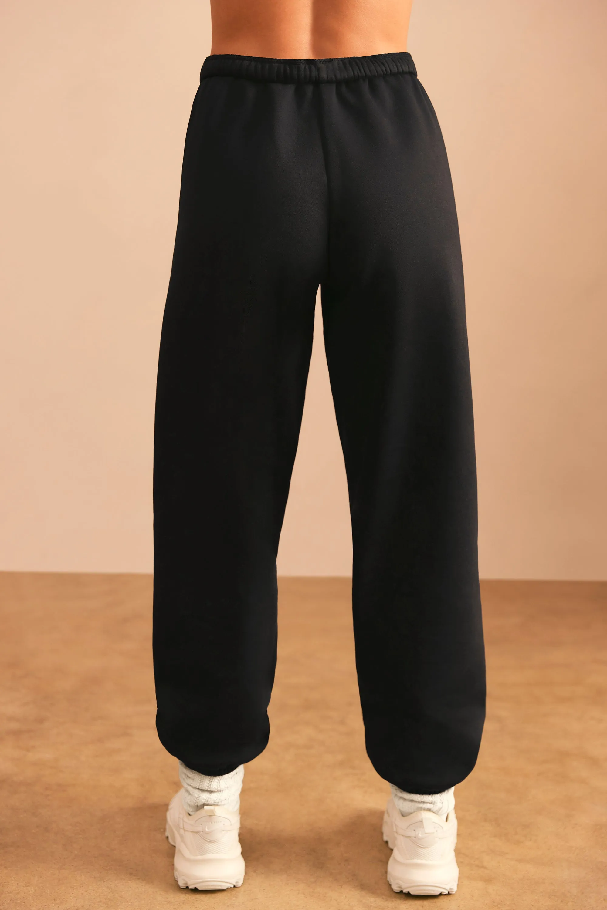 Relaxed Fit Joggers in Black