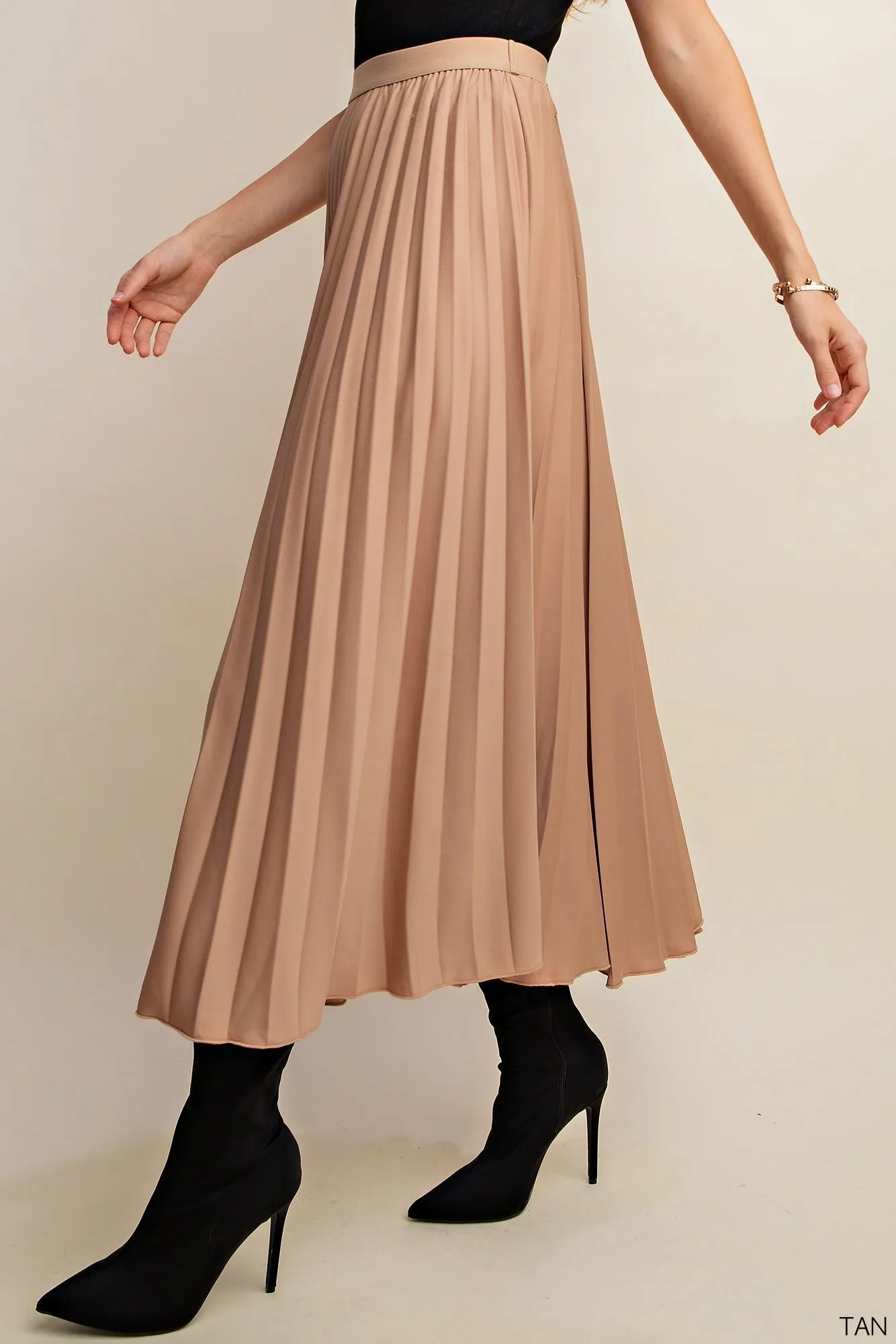 Tea Length Pleated Long Skirt in Tan