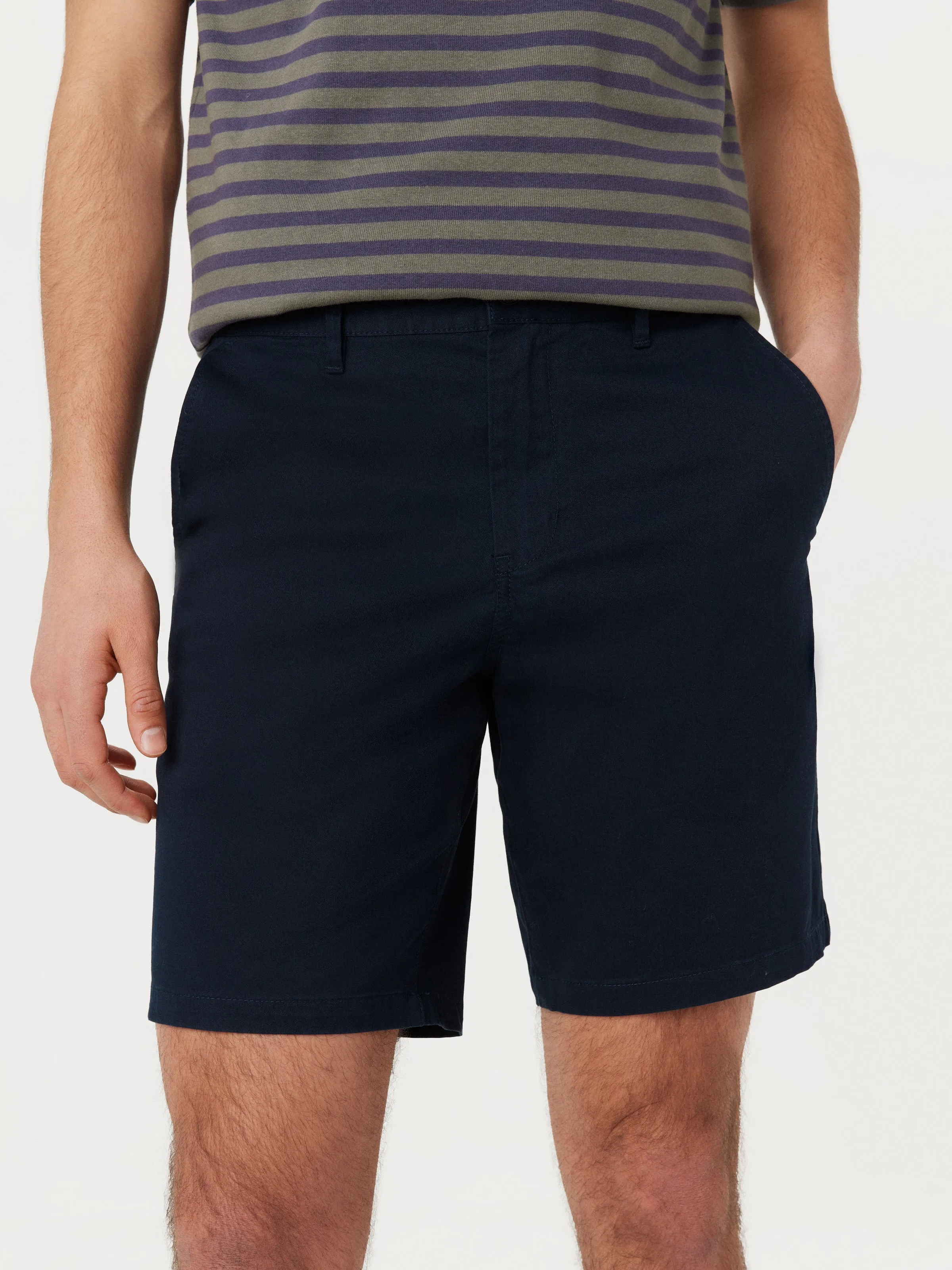 The Brunswick 9in Short in Deep Blue