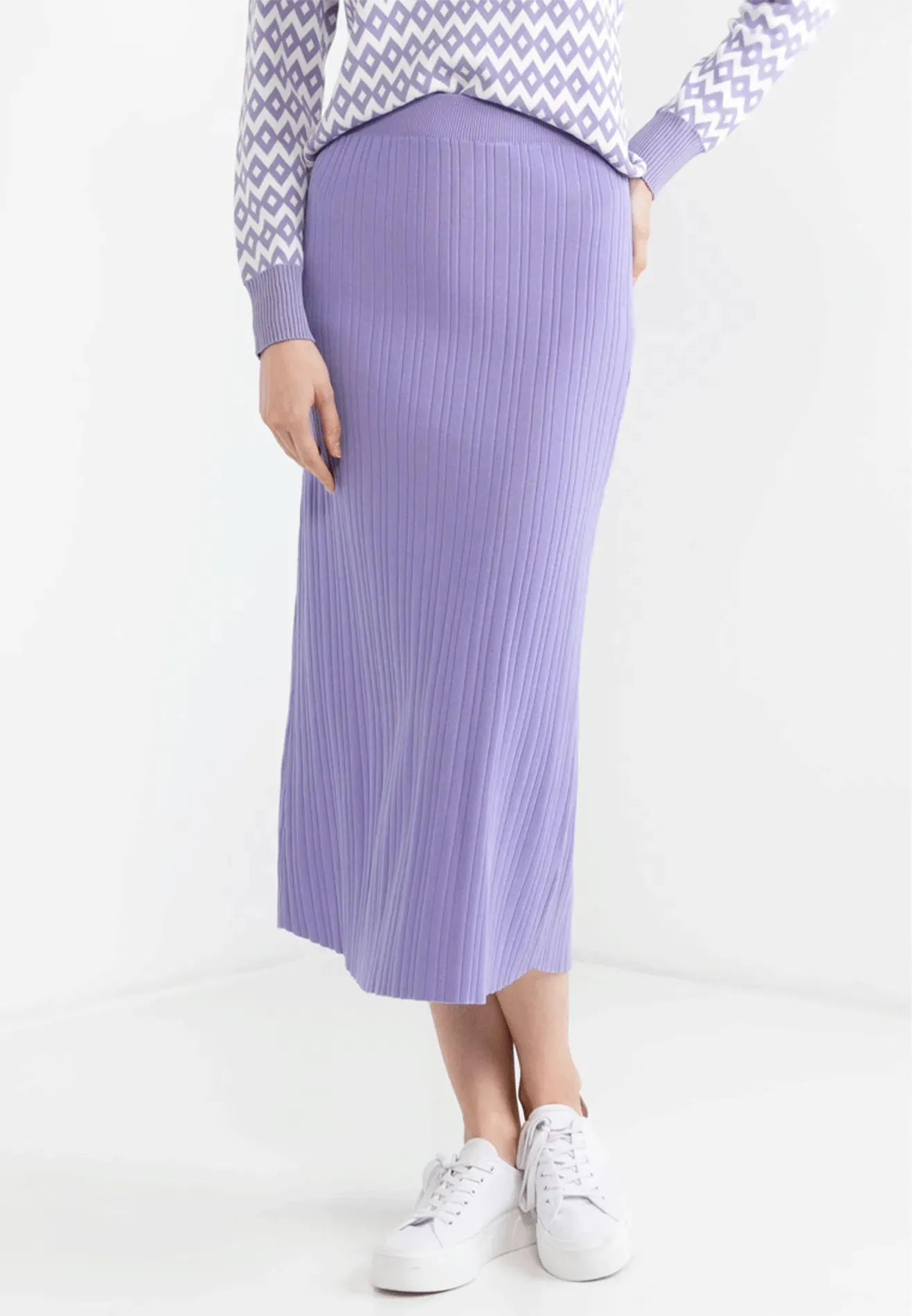 VOIR JEANS Hey Summer Collection: Stretchable Knitted Maxi Skirt