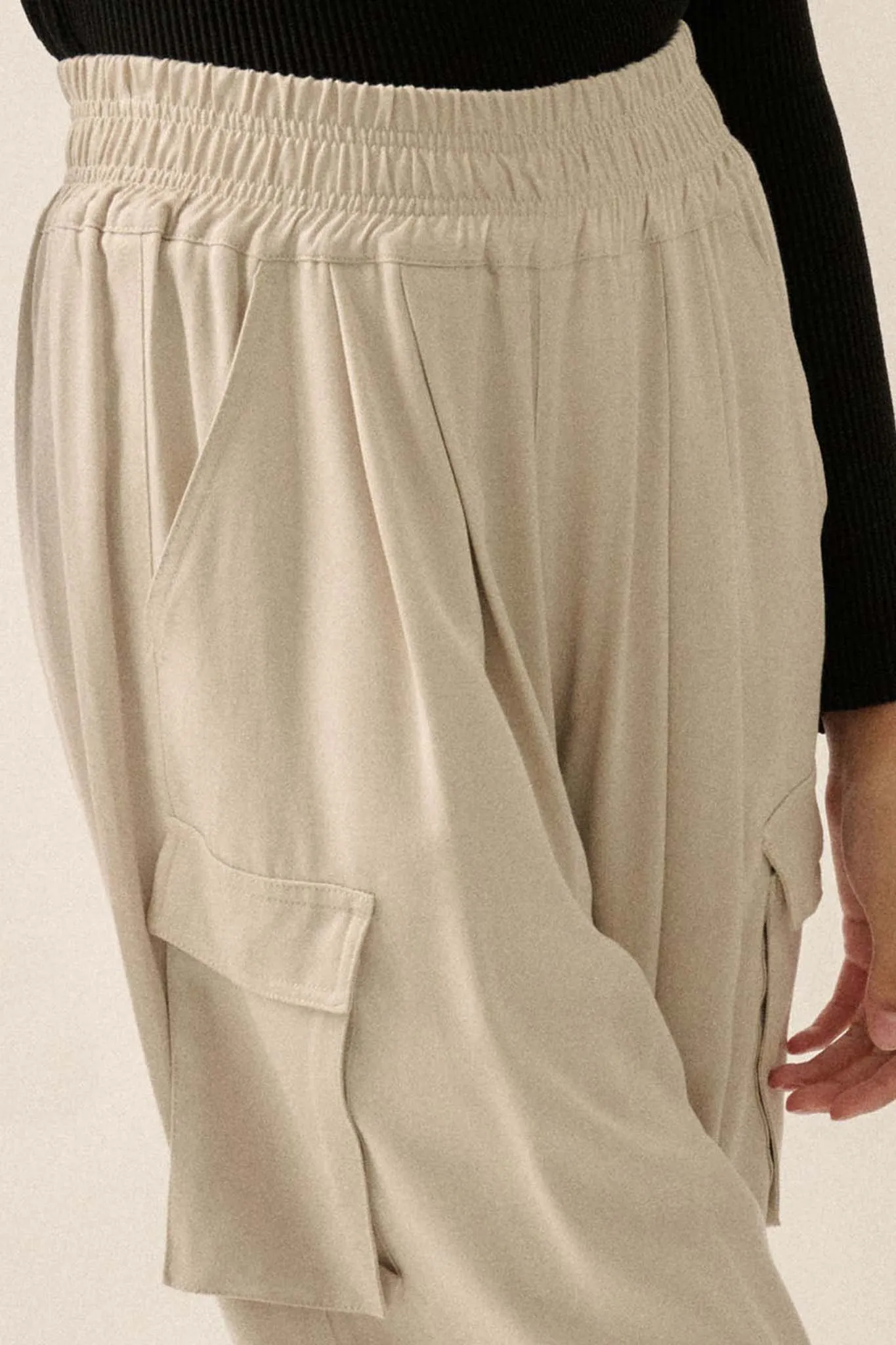 Walk the Talk Wide-Leg Twill Cargo Pants