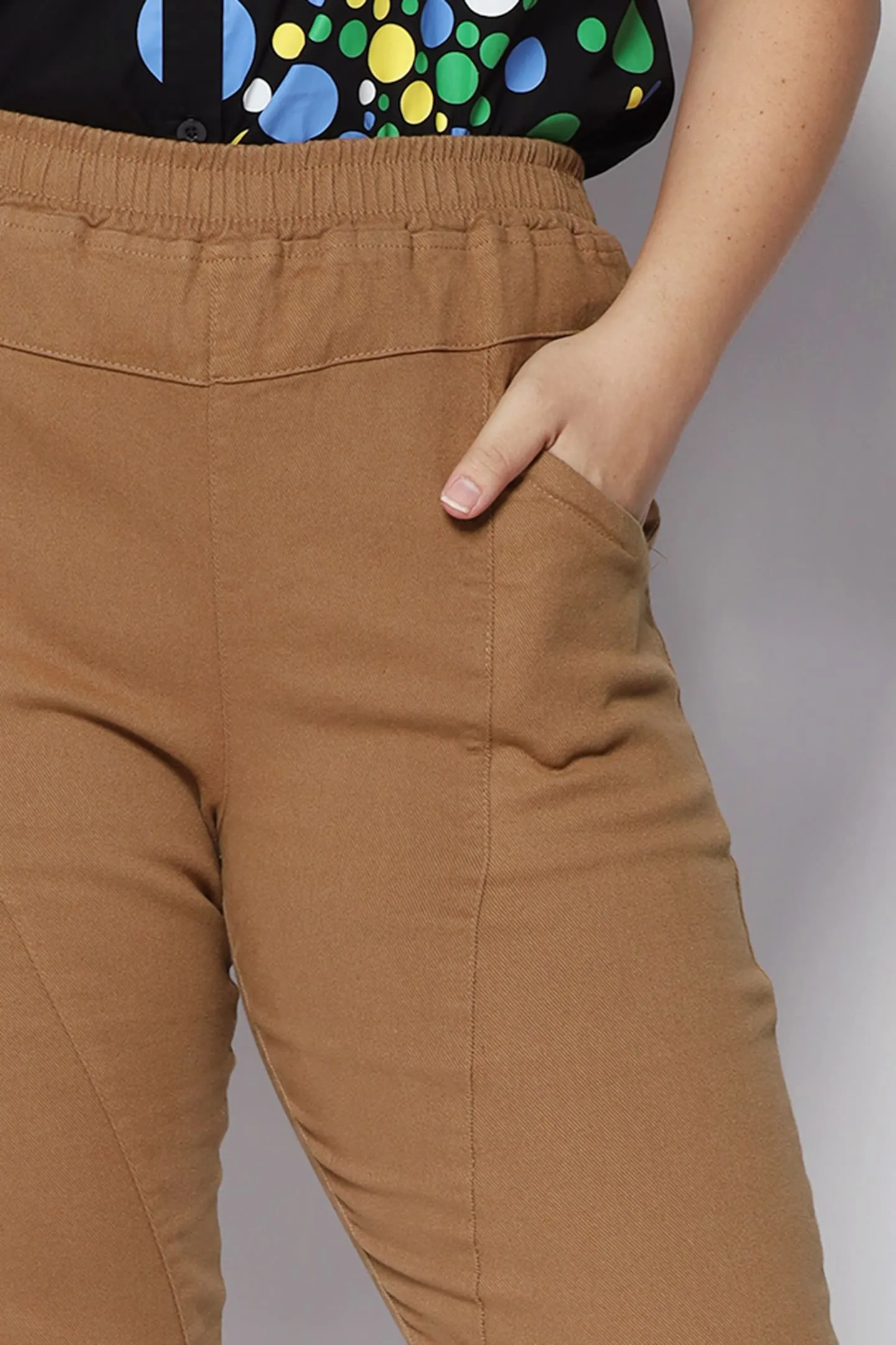 Yee Pants in Khaki